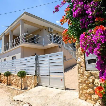 'Love Is In The Air' With View Villa Nea Makri Exterior photo