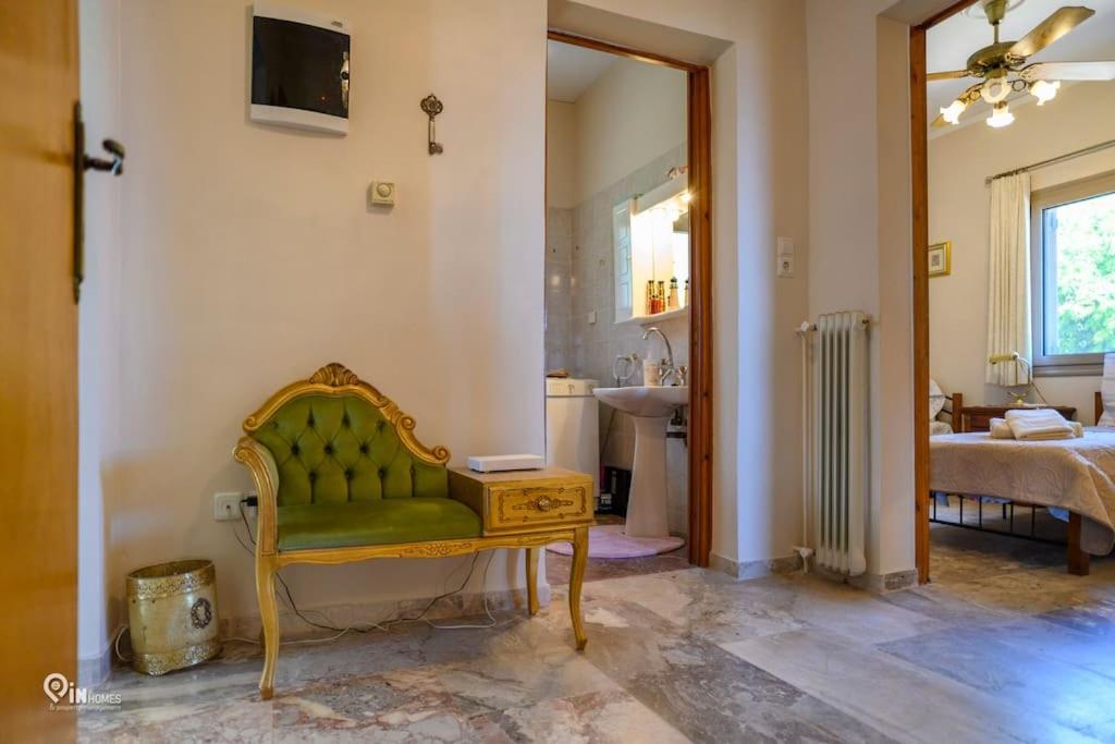 'Love Is In The Air' With View Villa Nea Makri Exterior photo